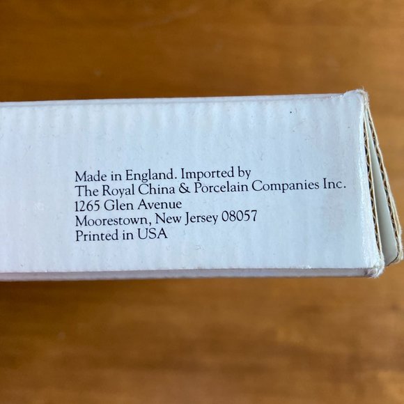 Spode Christmas Tree Tidbit Tray with handle Box included - Picture 2 of 9